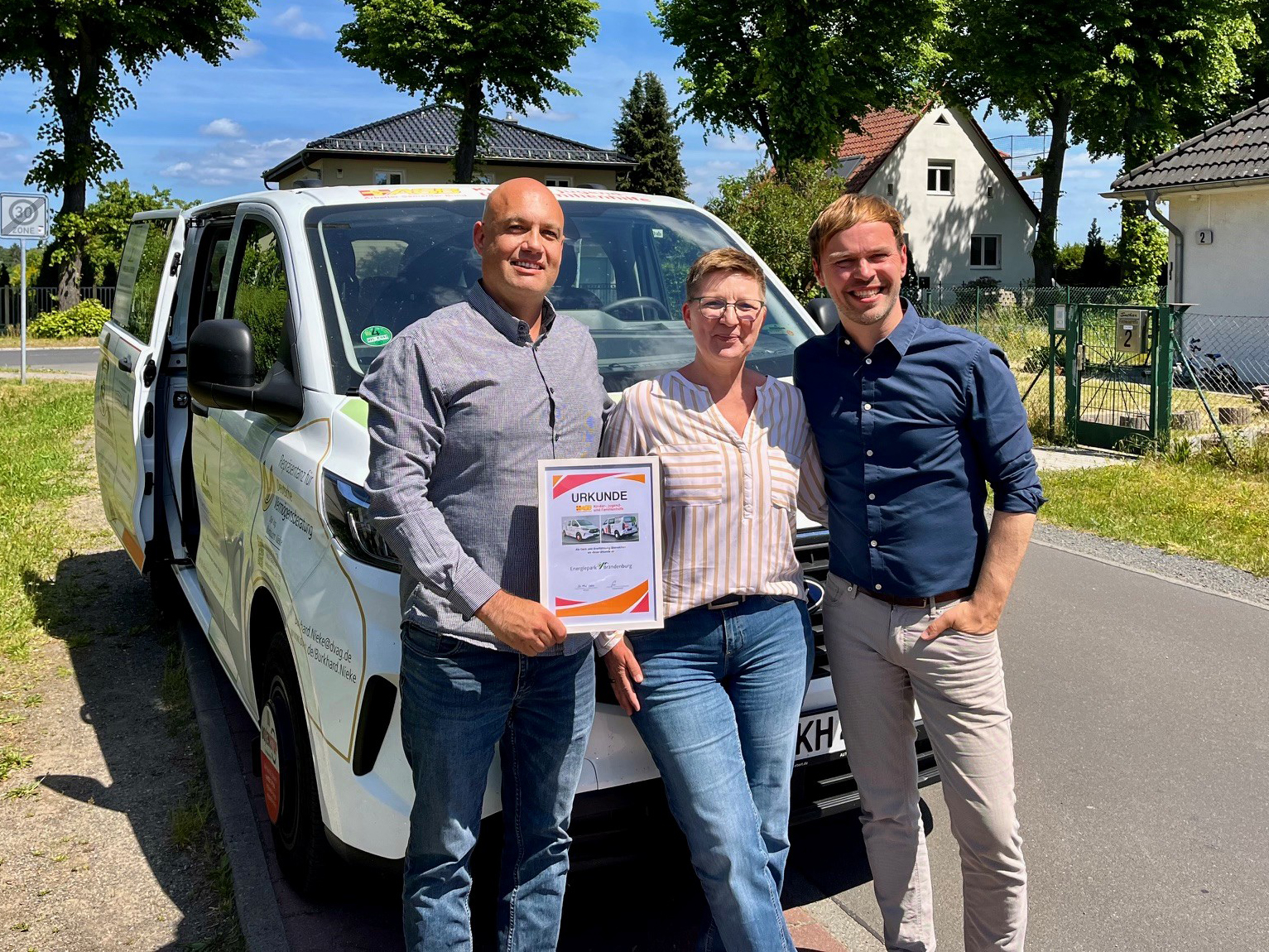 Neuer Transporter für die Kinder- und Jugendhilfe